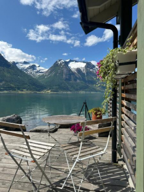 Vollsnes Feriehus
